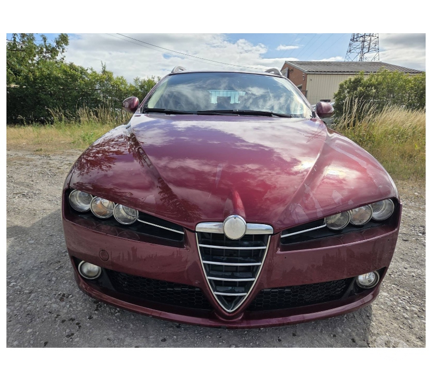 Voiture à vendre Pont-de-Loup - Photos Vivastreet Alfa 159 break 2008 1.9jtd 115cv Cuir Beige Ac Jantes Cruise