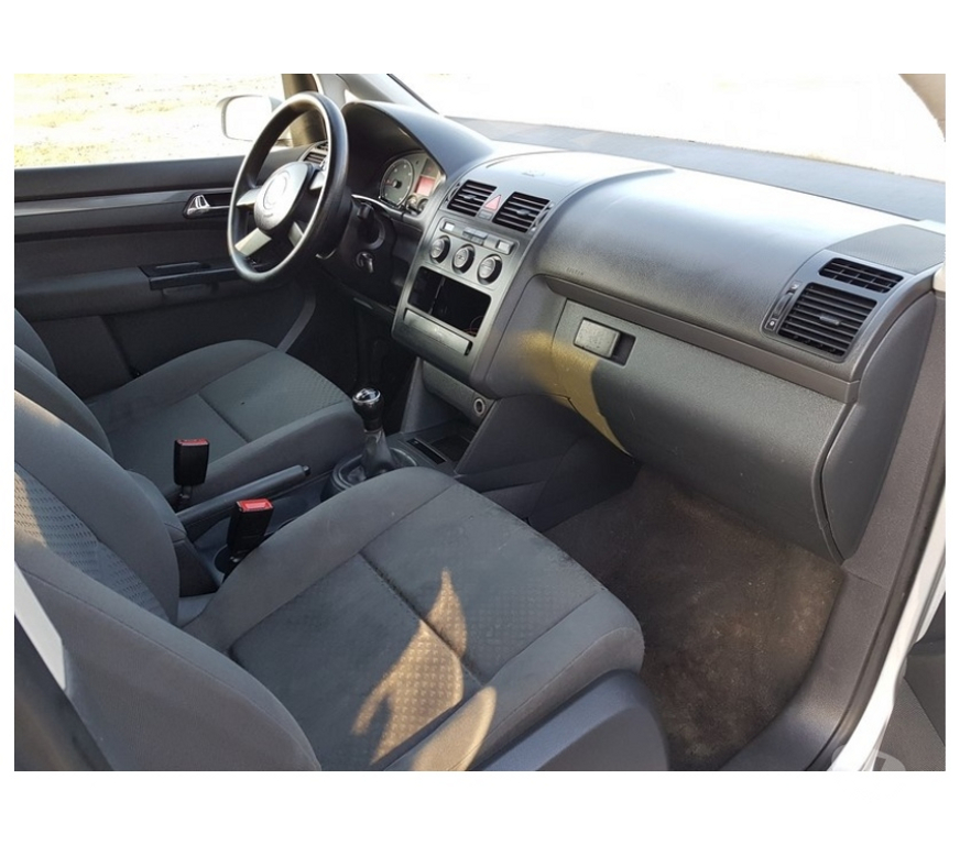 Voiture à vendre Pont-de-Loup - Photos Vivastreet Vw touran 7places 1.9tdi 105cv Airco.