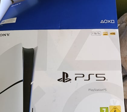 Jeux vidéo & consoles Liège-Centrum Liège - Photos Vivastreet PS5 presque neuve