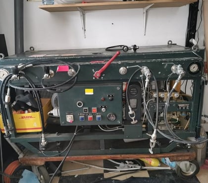 Matériel de sport Jumet-Centrum Jumet - Photos Vivastreet compresseur Haute Pression 230 300 bars