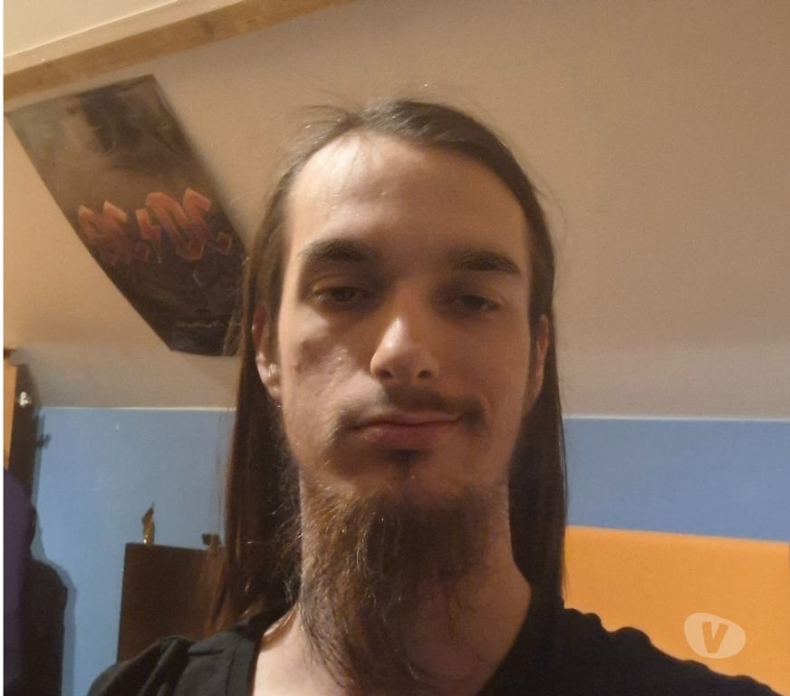 Gay Ecaussinnes Ecaussinnes-Centrum - Photos Vivastreet Cherche passif pour me sucer ou actif a sucer