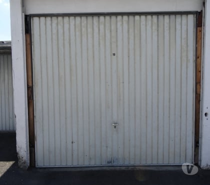 Location parking Jambes-Centrum Jambes - Photos Vivastreet GRAND GARAGE A LOUER A JAMBES