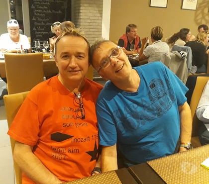 Gay - Photos Vivastreet cherchon un actif