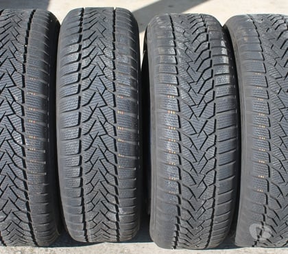 Pièces détachées auto - Photos Vivastreet 4x pneus hiver + jantes + enjoliveurs