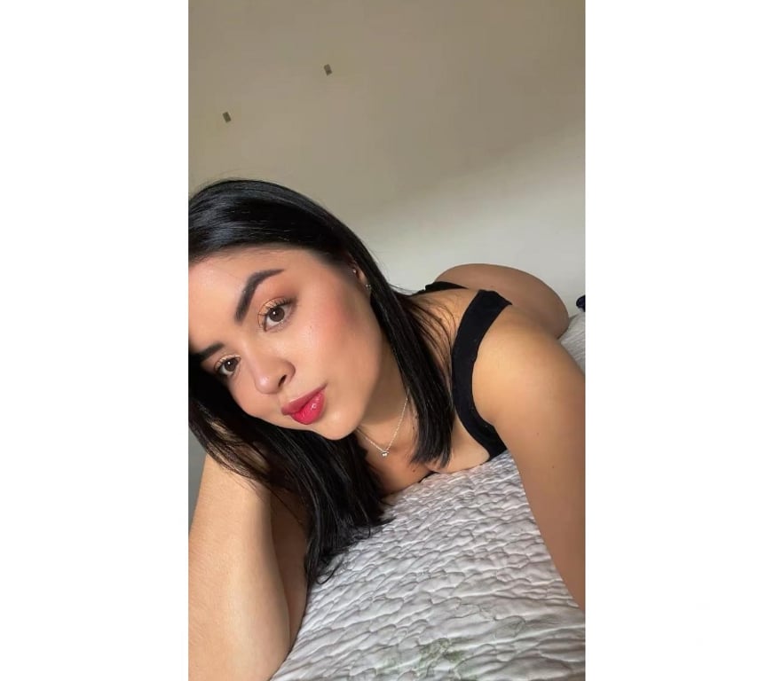 Escort Aubange Athus - Photos Vivastreet Caroline, premier fois Athus