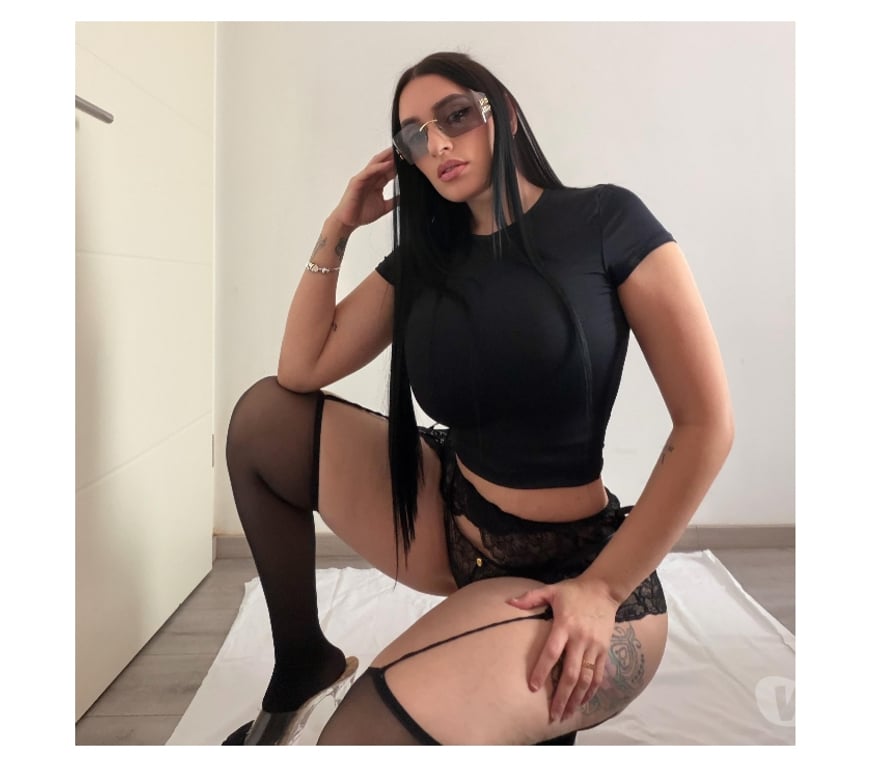 Escort Aubange Athus - Photos Vivastreet Lina, très sexy et sans tabous.