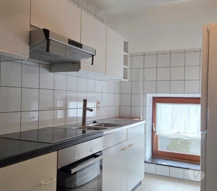 Location appartement Bertrix - Photos Vivastreet 6880 JEHONVILLE : spacieux appartement-duplex avec parking.