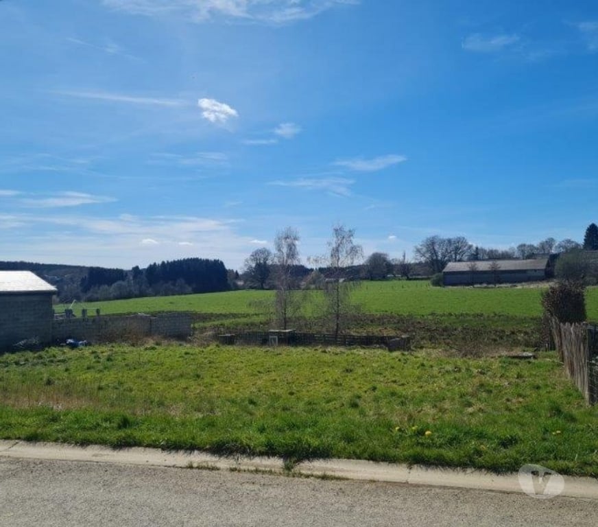Terrains à vendre Baillamont - Photos Vivastreet NAOMÉ Bièvre : Terrain de 12a65ca, belle vue.