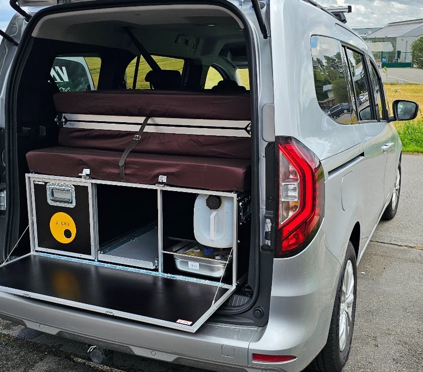 Camping car occasion Bruxelles (Brussels) Bruxelles-Centrum - Photos Vivastreet Aménage ton véhicule en 5 min – Kit complet VanHolidays