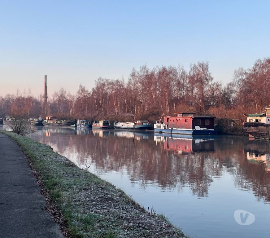 Gay Tubize - Photos Vivastreet RAVEL... LE LONG DU CANAL...
