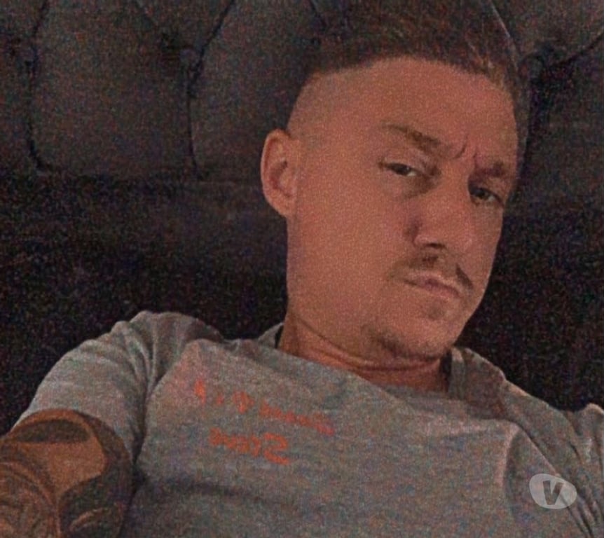 Gay Charleroi Charleroi-Centrum - Photos Vivastreet Passif masculin pour actif masculin