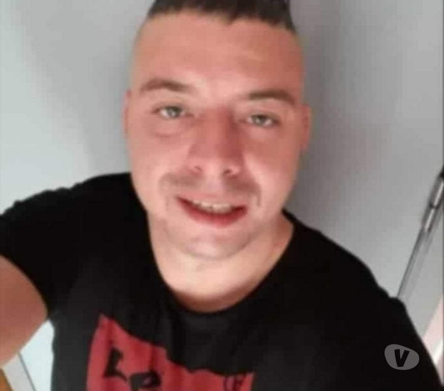 Gay Mouscron Herseaux - Photos Vivastreet Recherche plusieurs hommes
