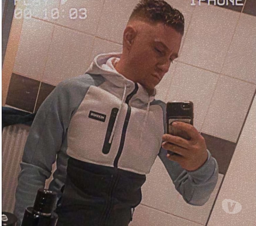 Gay Charleroi Charleroi-Centrum - Photos Vivastreet Passif masculin , pour actif masculin