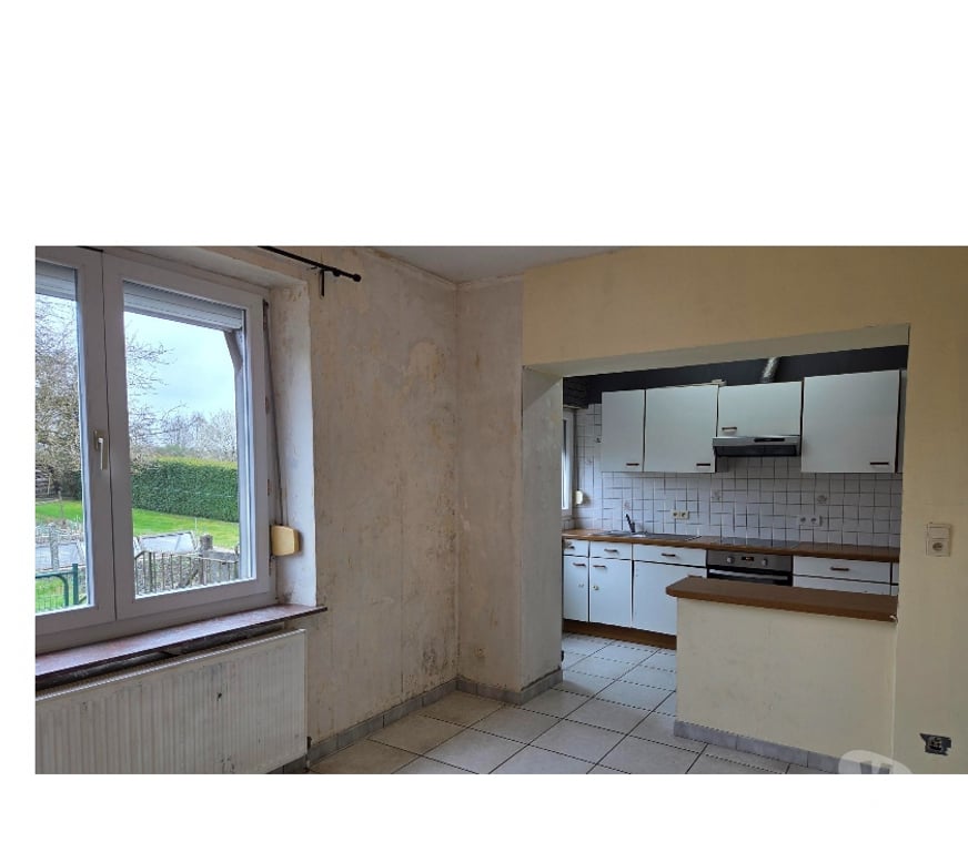 Annonce maison Bertrix - Photos Vivastreet Bertrix : maison mitoyenne avec jardin, 2ch, proche centre.