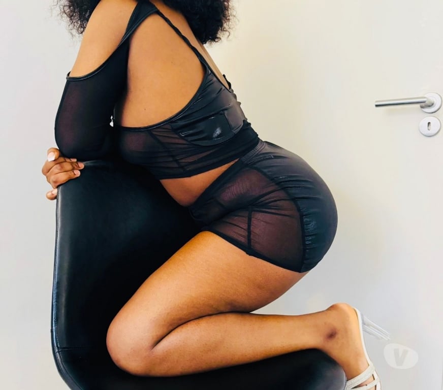 Escort Charleroi Charleroi-Centrum - Photos Vivastreet Jolie black câline