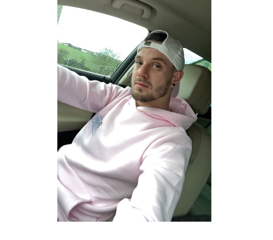 Gay Pont-à-Celles - Photos Vivastreet Travesti 30 ans chaud comme de la braise