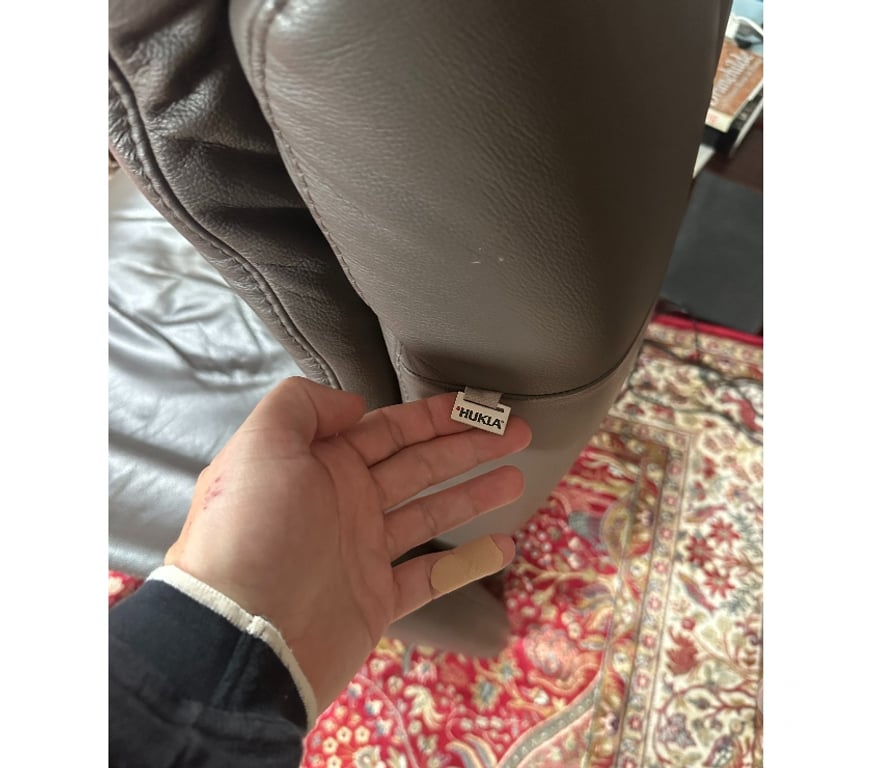 Meubles & Décoration Auderghem - Photos Vivastreet fauteuil relax électrique en cuir de marque Hukla