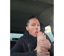 Suceur cherche un groupe de pote