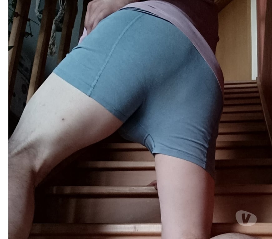 Gay Enines - Photos Vivastreet Envie de m'en prendre 1 bonne bien. Profond. Reçois