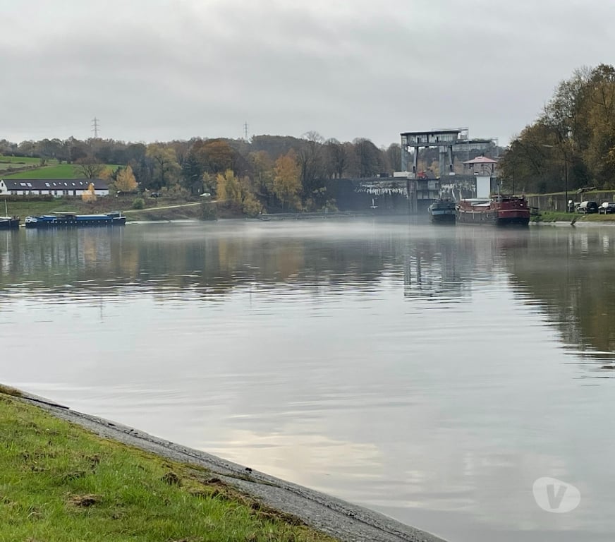 Gay Tubize - Photos Vivastreet RAVEL... LE LONG DU CANAL