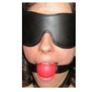 Lily travestie 19 ans cherche formation à la bite mature