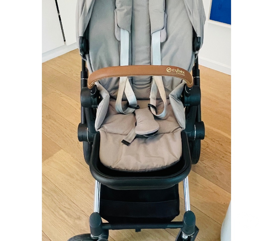 Equipements bébés Lasne - Photos Vivastreet Poussette Cybex Priam Platinum – Version luxe