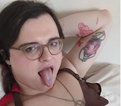 Escort girl - Photos Vivastreet Roxanne Trans Française Bruxelles