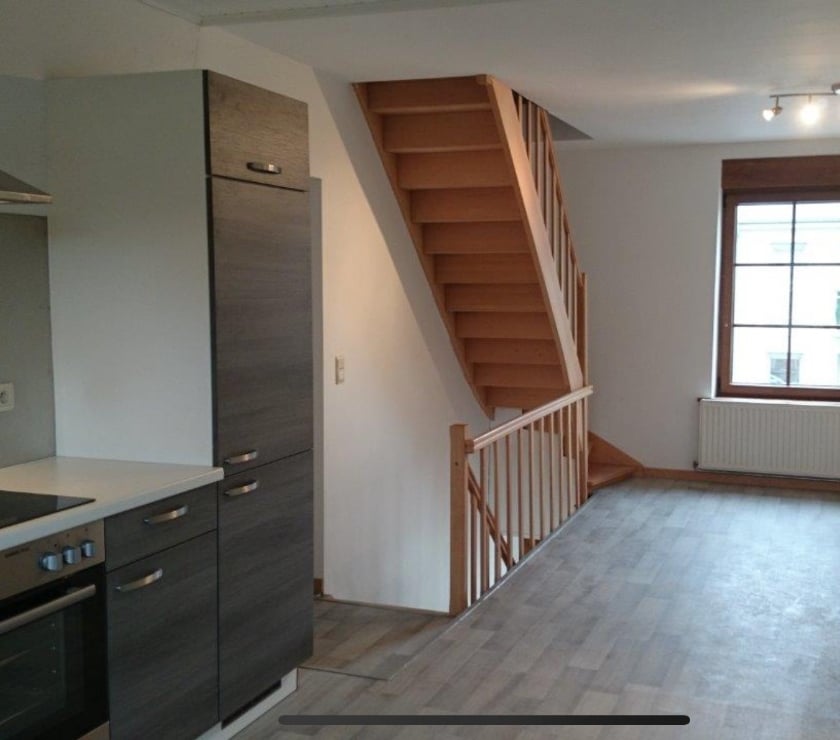 Location appartements Aubange-Centrum Aubange - Photos Vivastreet Duplex lumineux entièrement rénové à B-6790 Aubange