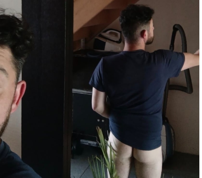 Gay Enines - Photos Vivastreet Comment j'aime vos bites? Dire(s) & dans mon cul