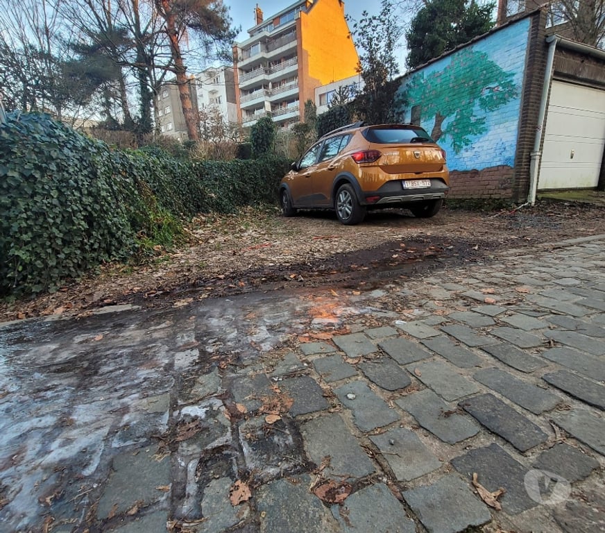 Vente parking Uccle - Photos Vivastreet 2 Emplacements de parking