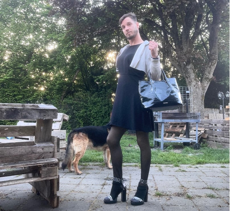 Travesti dispo samedi 25