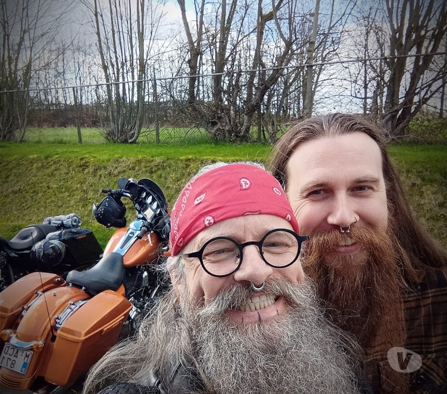 Gay Mons Cuesmes - Photos Vivastreet Ch plusieurs bm tbm ttbm