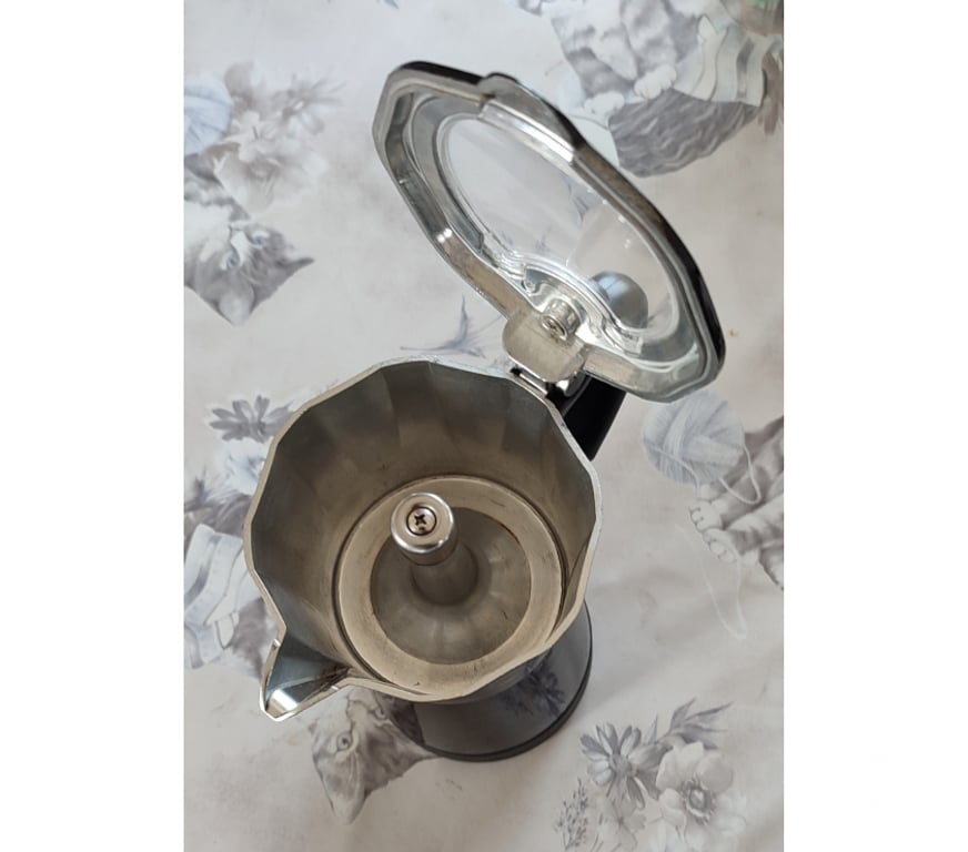 Electroménager Amougies - Photos Vivastreet Cafetière italienne électrique