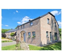 Photos Vivastreet Bievre : magnifique gite avec piscine sur 33a 53ca.