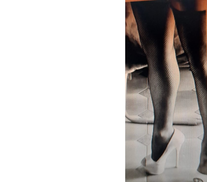 Gay La Louvière - Photos Vivastreet Qui aime les bas nylon et haut talon?