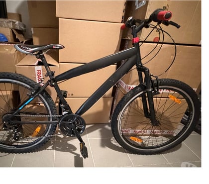 Matériel de sport Bas-Warneton Comines-Warneton - Photos Vivastreet vends vélo adolescent