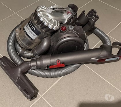 Electroménager Bas-Warneton Comines-Warneton - Photos Vivastreet aspirateur DYSON
