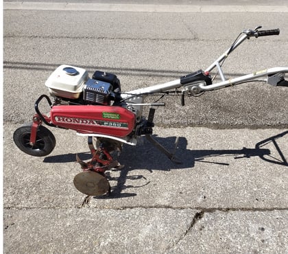Bricolage - Jardin - Outillage - Photos Vivastreet Motoculteur Honda F360