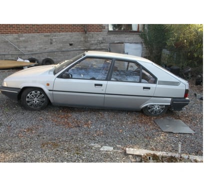 Voitures anciennes - Photos Vivastreet Citroen BX 16RS Automatique