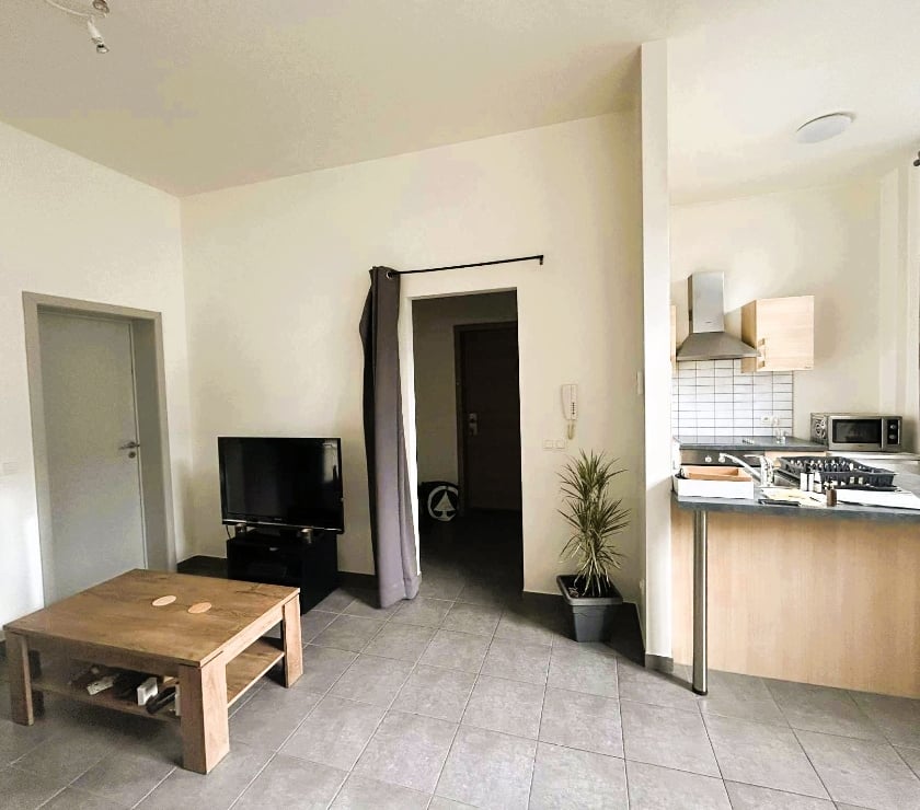 Appartement a vendre Philippeville - Photos Vivastreet Joli appartement 2 chambres .PEB C. Electricité aux normes.