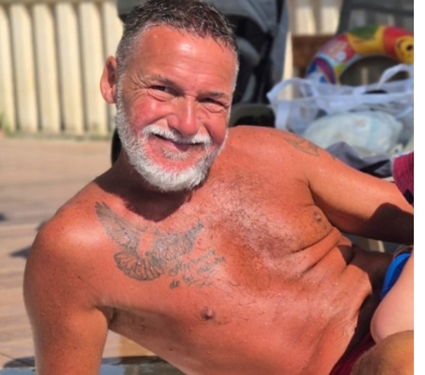 Gay - Photos Vivastreet Passif pour actif avec vouture