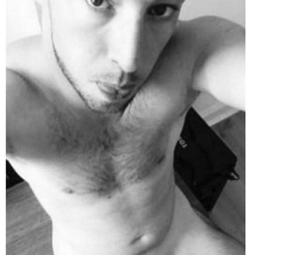 Rencontre gay Bande Nassogne - Photos Vivastreet Je suis dispo nu en journée et soirée …