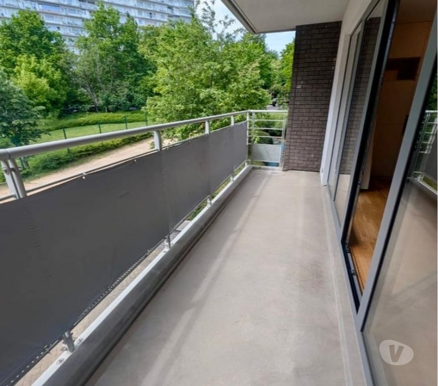 Location appartement Molenbeek-Saint-Jean - Photos Vivastreet Appartement 2 chambres+ garage+ terrasse -Mettewie