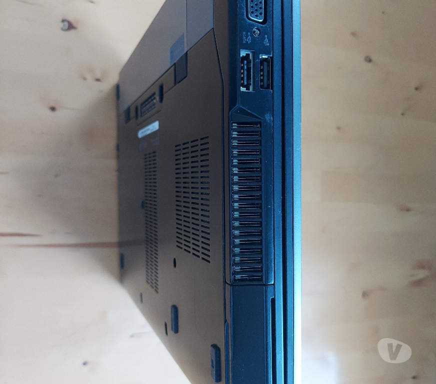 Informatique Courcelles Trazegnies - Photos Vivastreet PC PORTABLE DELL A VENDRE