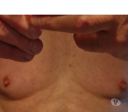 Rencontre gay - Photos Vivastreet Qui veux s ocupper de mes petits seins ?