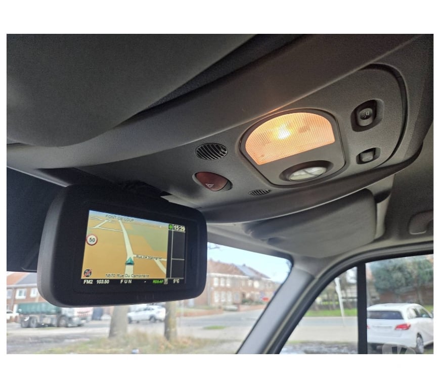 Véhicules commerciaux & utilitaires d'occasion Pont-de-Loup - Photos Vivastreet Renault Master L2h2 2.3dci 150cv 110kw 6v Gps Airco Cruise