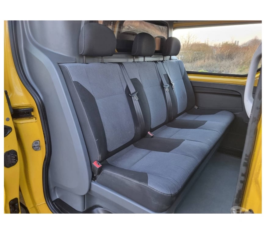 Véhicules commerciaux & utilitaires d'occasion Pont-de-Loup - Photos Vivastreet Opel Vivaro Maxi Double cabine 1.6cdti Biturbo 145cv Gps AC