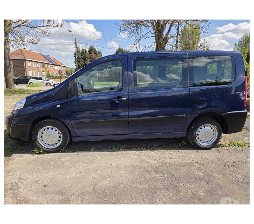 Véhicules commerciaux & utilitaires d'occasion Aiseau - Photos Vivastreet Peugeot Expert Tepee 9Places Minibus 2.0hdi 120cv 6v Airco