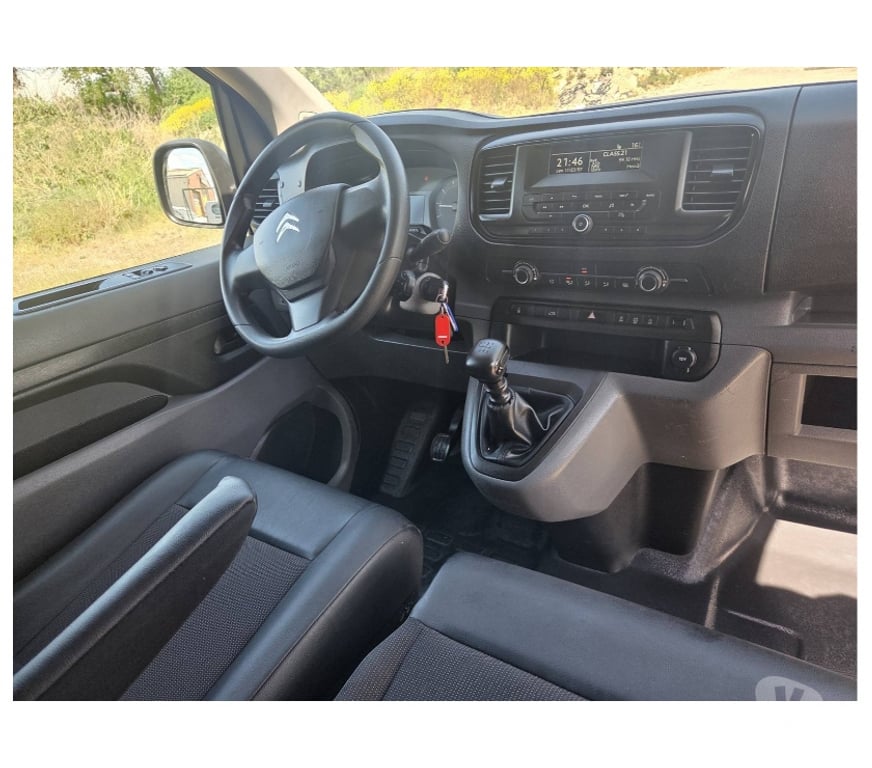 Véhicules commerciaux & utilitaires d'occasion Pont-de-Loup - Photos Vivastreet Citroën Jumpy Maxi 9 2021 1.5hdi 120cv 6v 88kw Airco Cruise