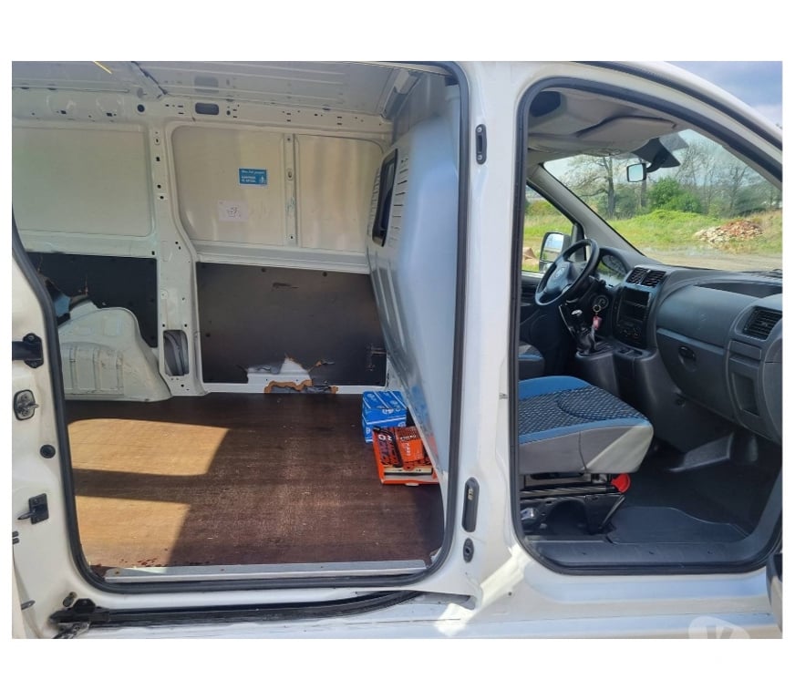 Véhicules commerciaux & utilitaires d'occasion Pont-de-Loup - Photos Vivastreet Fiat Scudo L1h1 4 2015 1.6jtd 90cv 66kw euro5b 147000km
